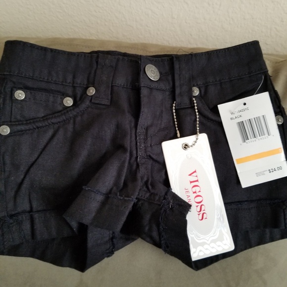 NWT- Viggos GIRLS SIZE 7 BLACK SHORTS - Picture 2 of 3